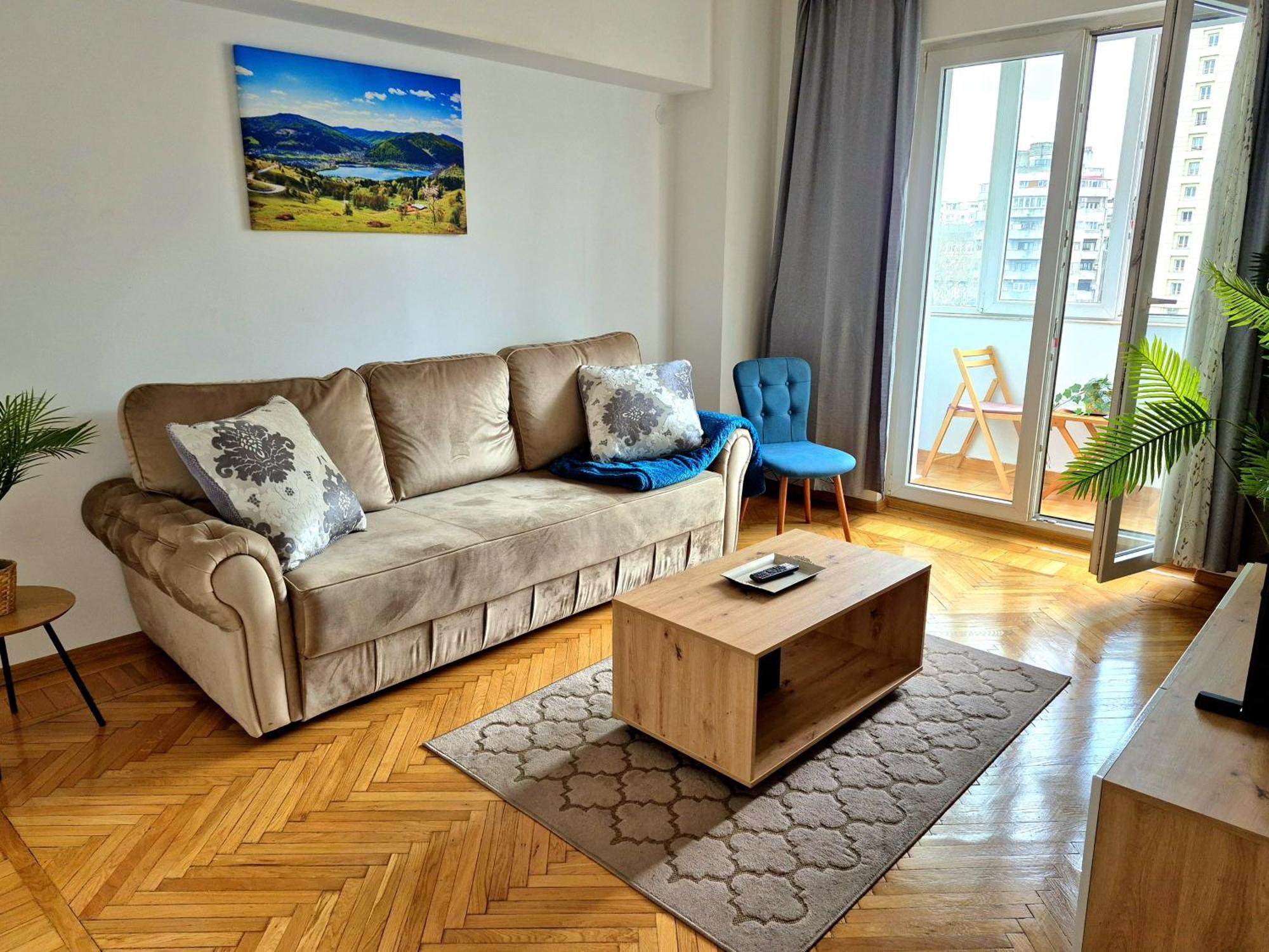 Traditional Romanian Apartments Bucharest Exterior photo